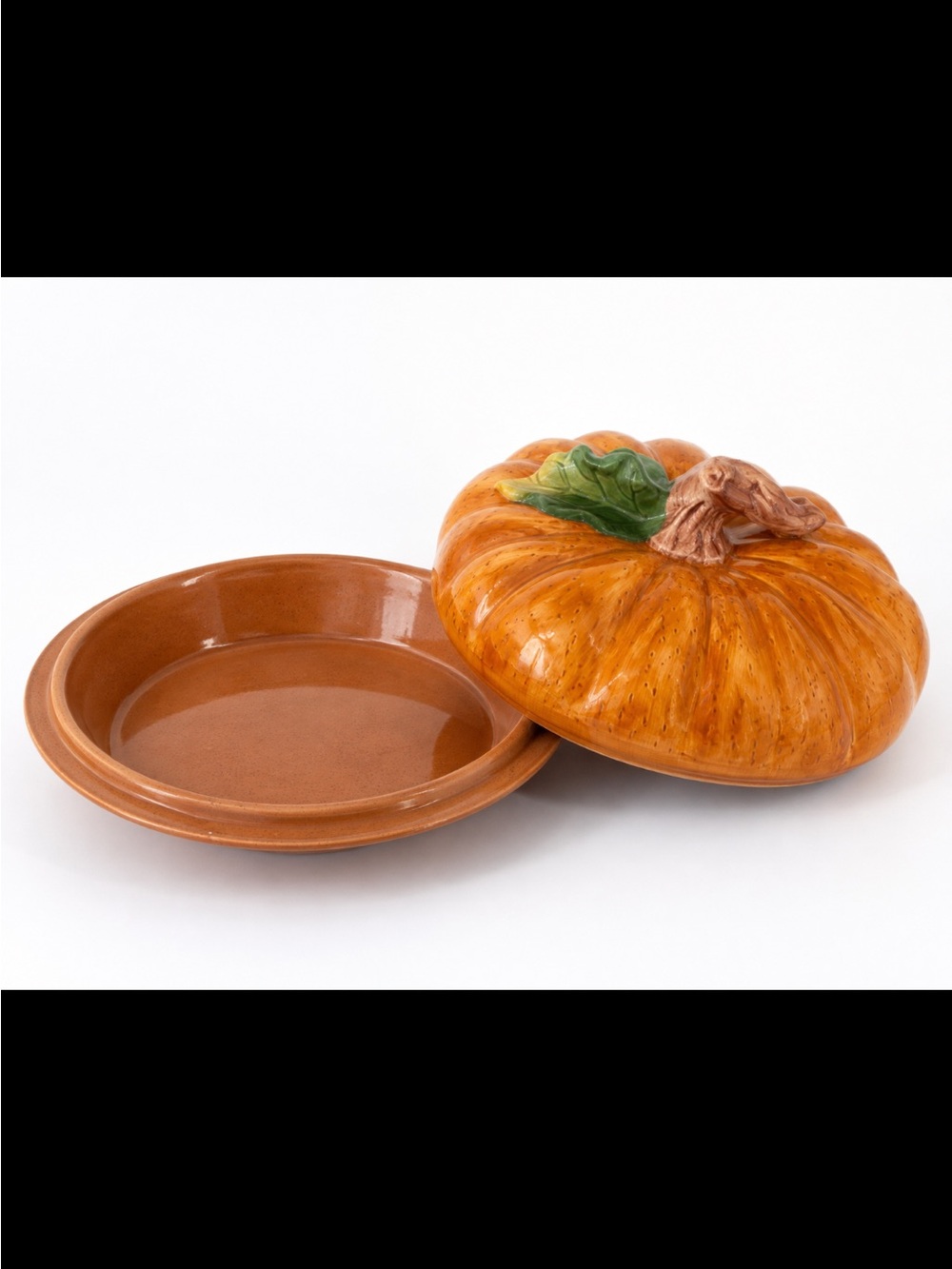 Festive Pumpkin Covered Serving pie plate  - Orange